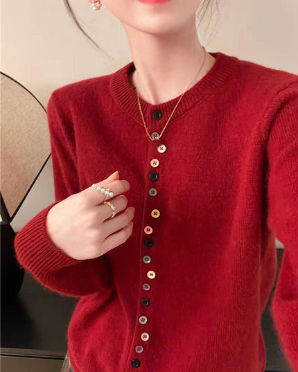 Vana | Timeless Buttoned Cardigan