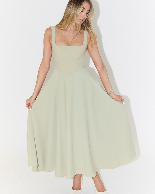 Nora | Timeless Elegant Midi Dress