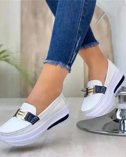 Pat | Sleek Orthopedic Shoes