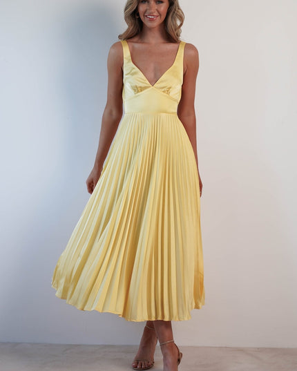 Cleo Bellamy | Elegant Pleated Midi Dress with Open Back