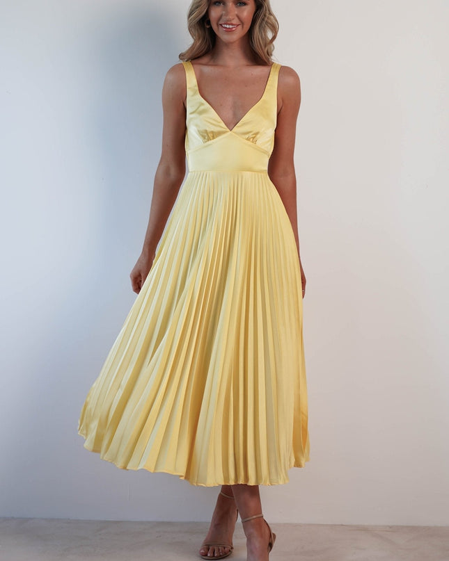 Cleo Bellamy | Elegant Pleated Midi Dress with Open Back