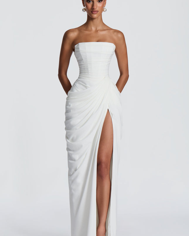 Zara Devereux | Dramatic Strapless Maxi Dress with Draping