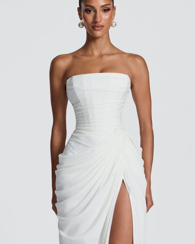 Zara Devereux | Dramatic Strapless Maxi Dress with Draping