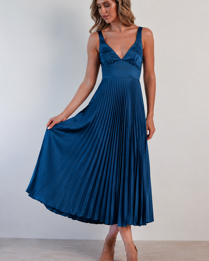 Cleo Bellamy | Elegant Pleated Midi Dress with Open Back