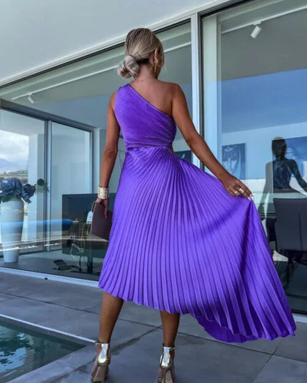 Amara Delacroix | Elegant One-Shoulder Pleated Midi Dress